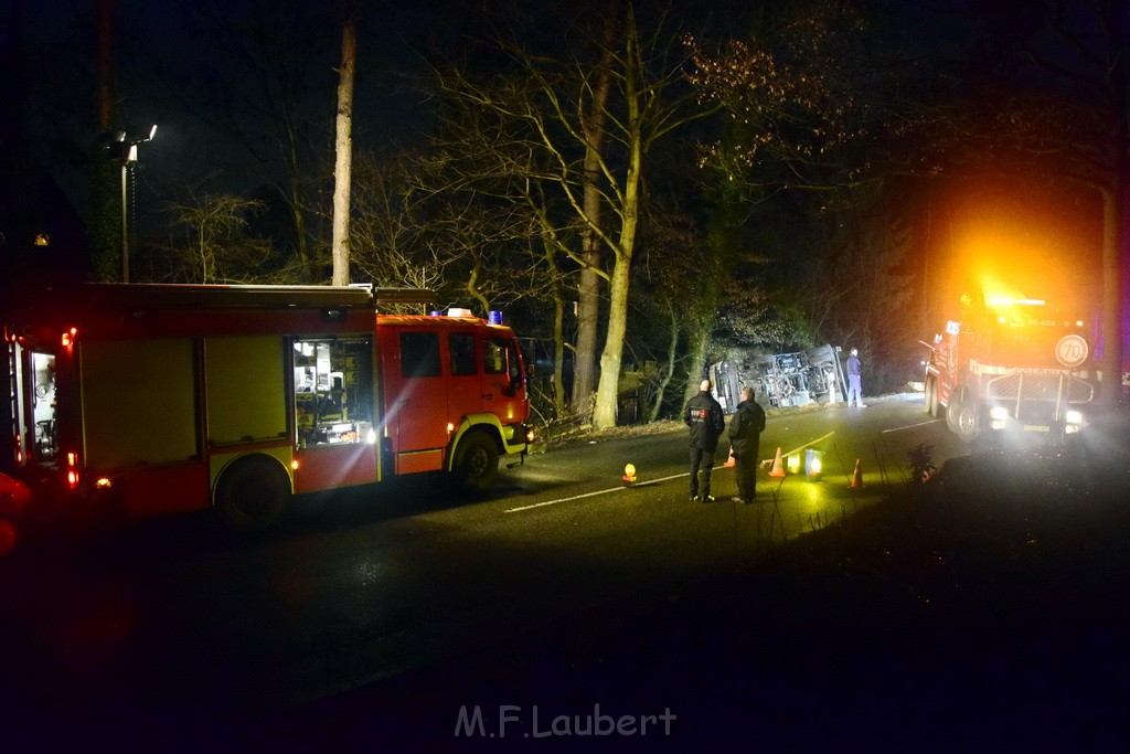 Container LKW umgestuerzt Koeln Brueck Bruecker- Dellbruecker Mauspfad P127.JPG - Miklos Laubert